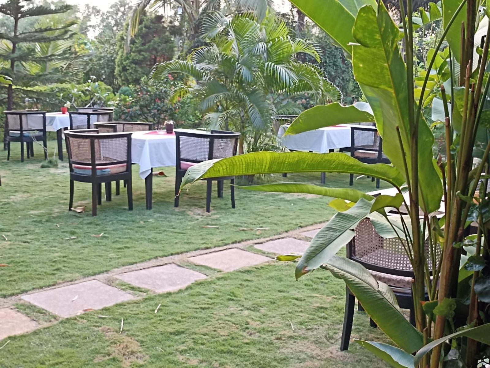 La Papa Resort Morjim Buitenkant foto