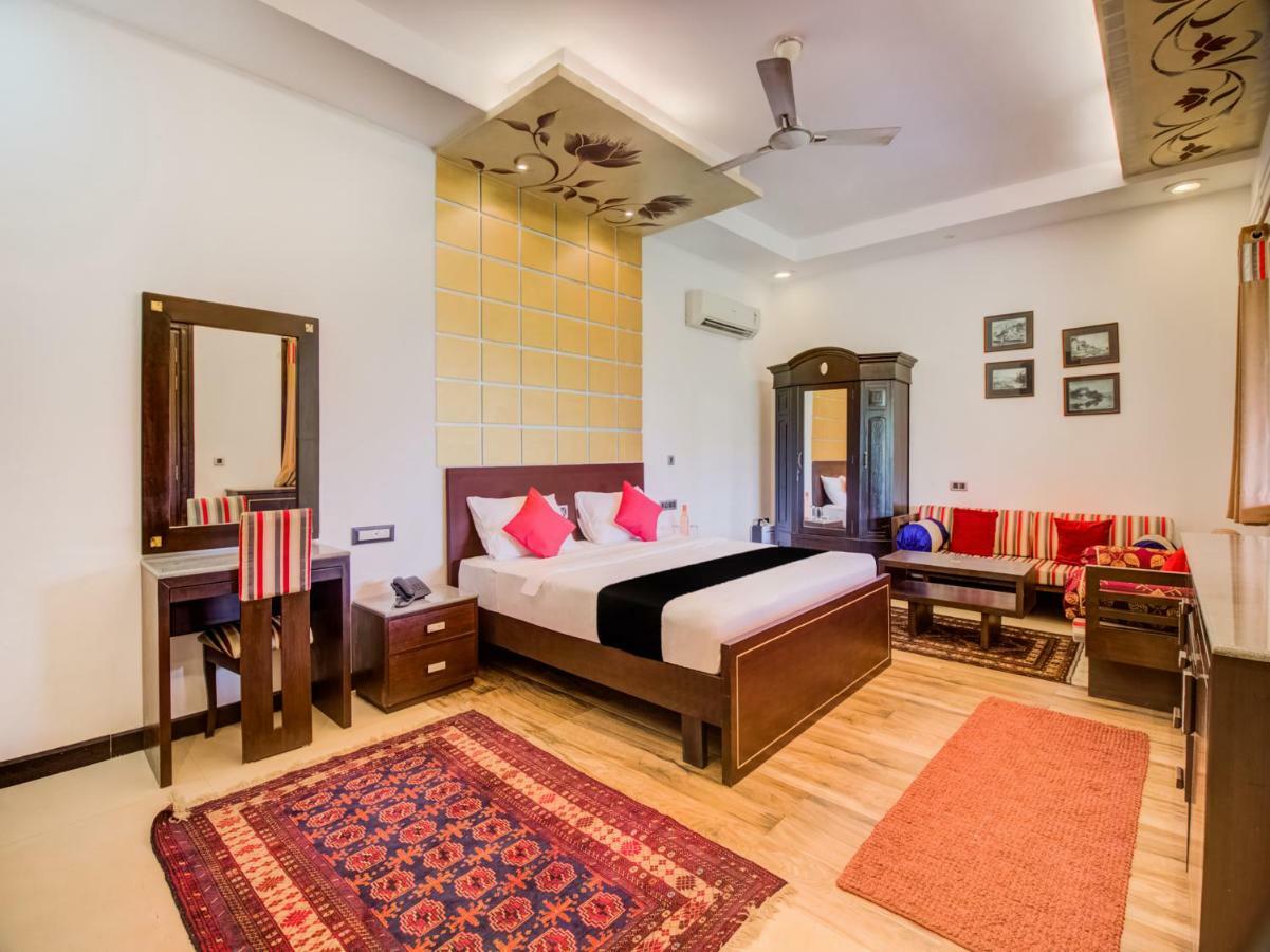 La Papa Resort Morjim Buitenkant foto
