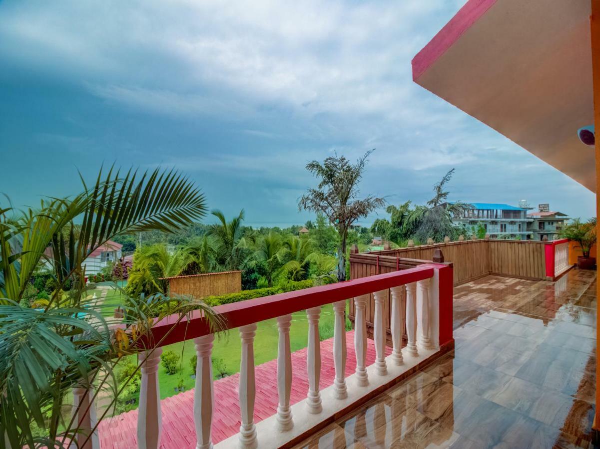 La Papa Resort Morjim Buitenkant foto