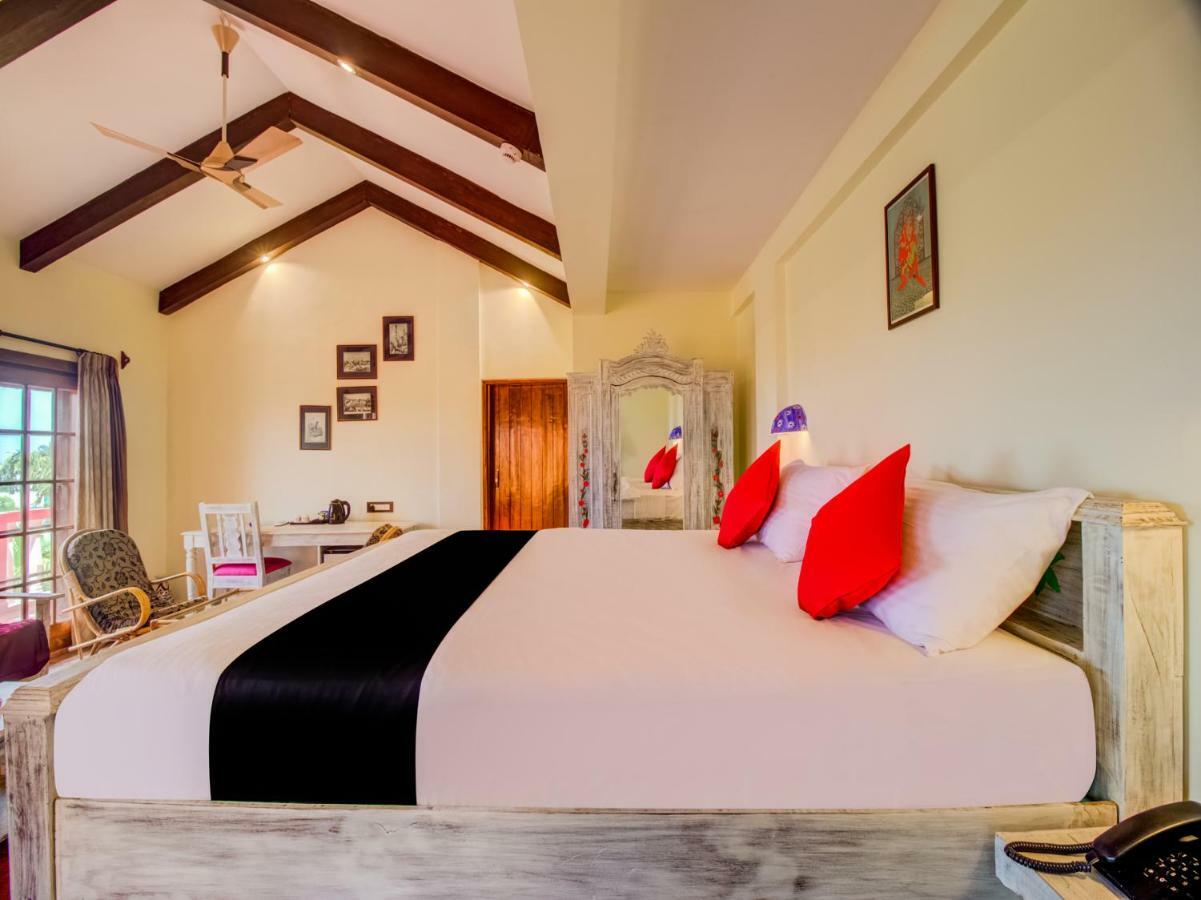 La Papa Resort Morjim Buitenkant foto