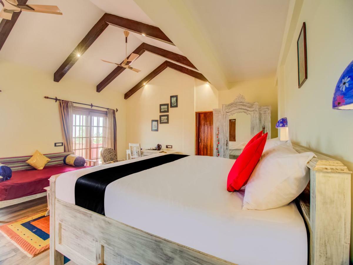 La Papa Resort Morjim Buitenkant foto
